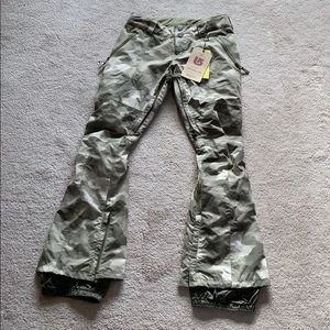 Burton indulgent pant / snowboard / snow pants